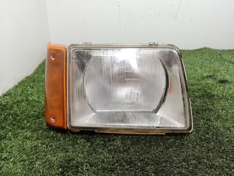 Recambio de faro derecho para seat marbella referencia OEM IAM 007405 007405 007405