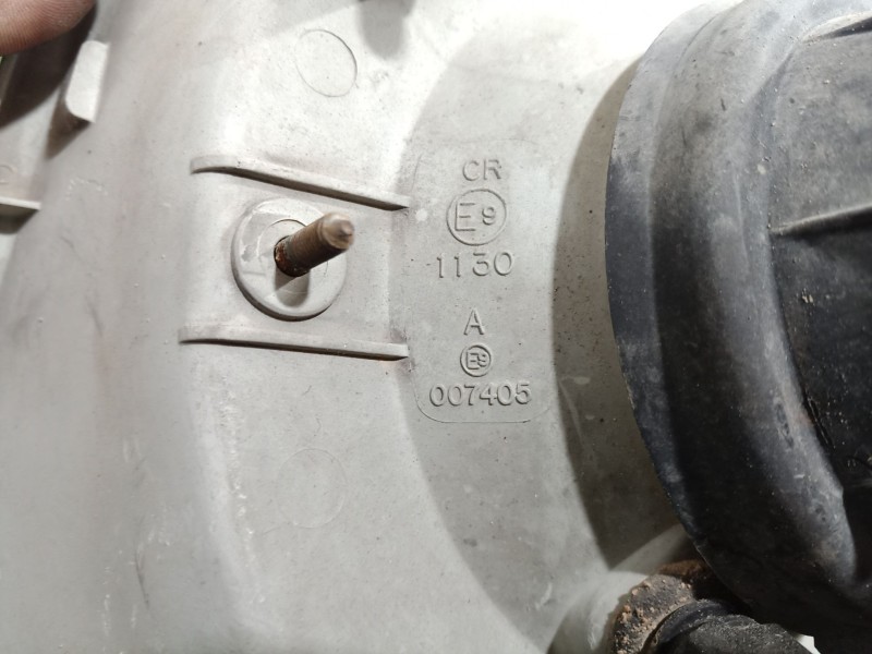 Recambio de faro derecho para seat marbella referencia OEM IAM 007405 007405 007405