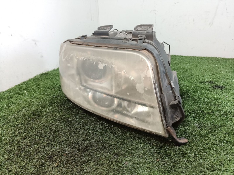Recambio de faro derecho para audi a6 berlina (4b2) 2.5 tdi referencia OEM IAM   