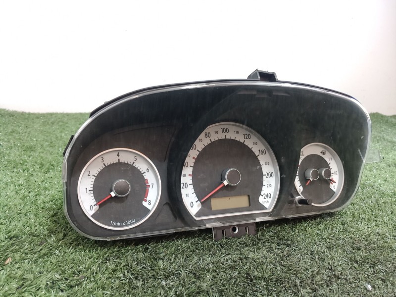 Recambio de cuadro instrumentos para kia cee´d referencia OEM IAM 940031H050 940031H050 940031H050