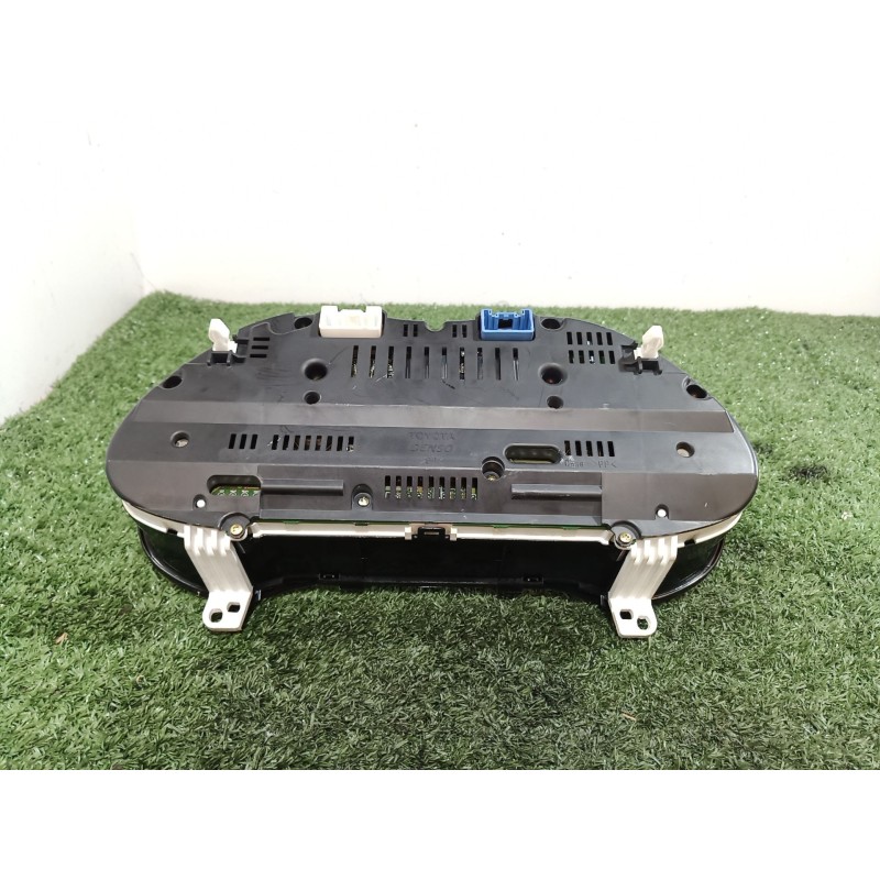 Recambio de cuadro instrumentos para toyota avensis (_t25_) 2.2 d-4d (adt251_) referencia OEM IAM 8380005630H 8380005630H MB2574