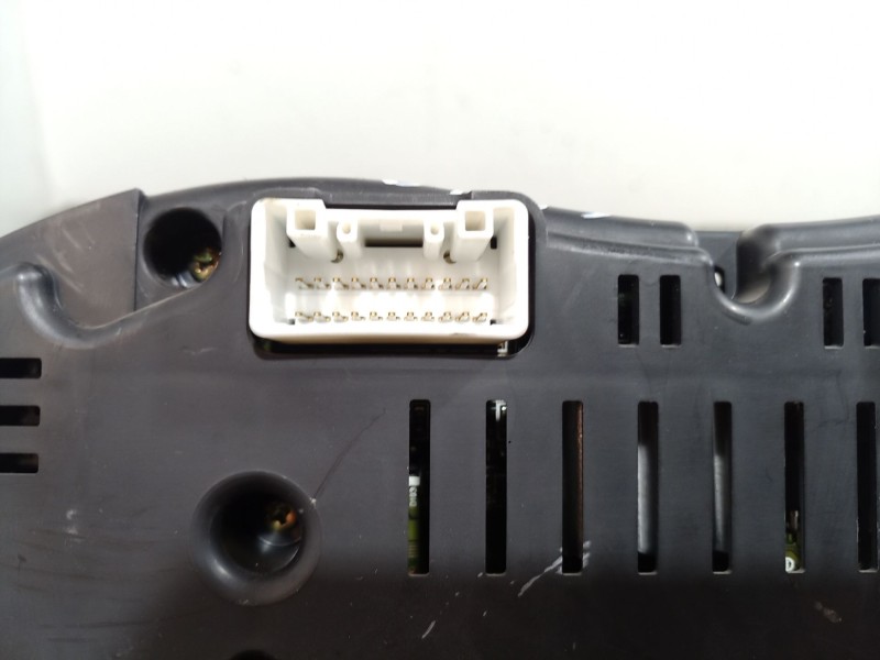 Recambio de cuadro instrumentos para toyota avensis (_t25_) 2.2 d-4d (adt251_) referencia OEM IAM 8380005630H 8380005630H MB2574