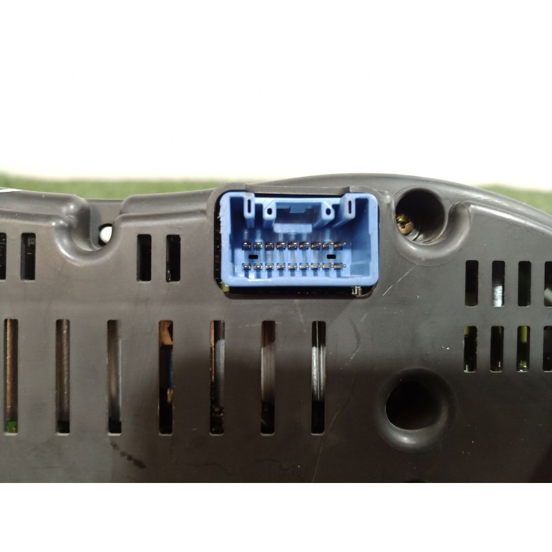 Recambio de cuadro instrumentos para toyota avensis (_t25_) 2.2 d-4d (adt251_) referencia OEM IAM 8380005630H 8380005630H MB2574