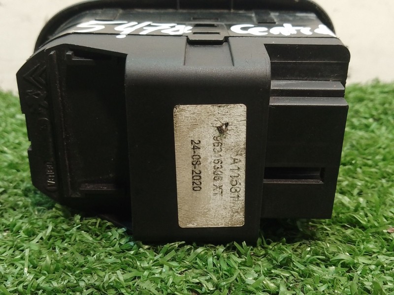 Recambio de botonera elevalunas central para ligier js60 js referencia OEM IAM 96316305XT 96316305XT A11531