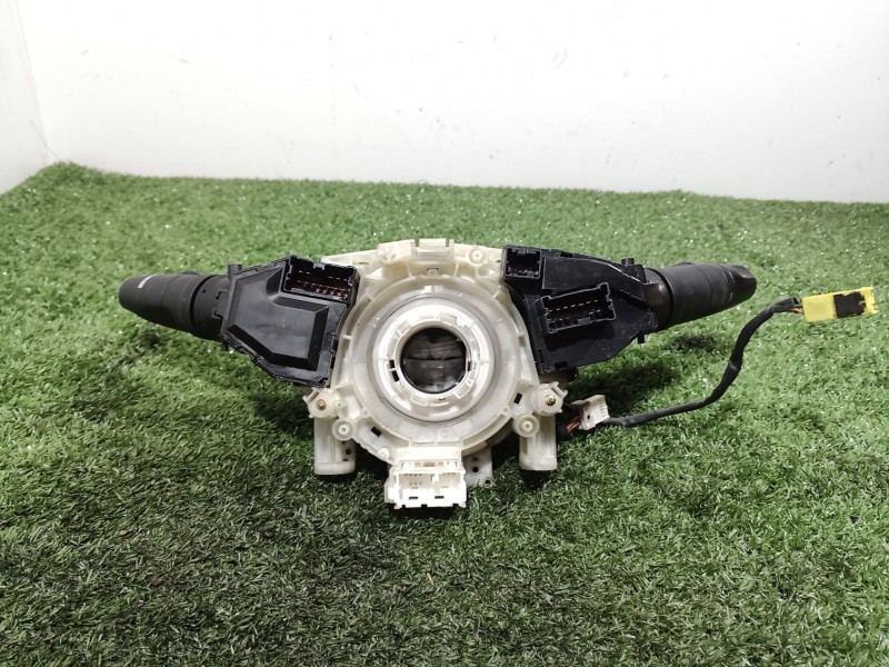 Recambio de mando multifuncion para nissan primera berlina (p12) acenta referencia OEM IAM 25560 25560 AV620