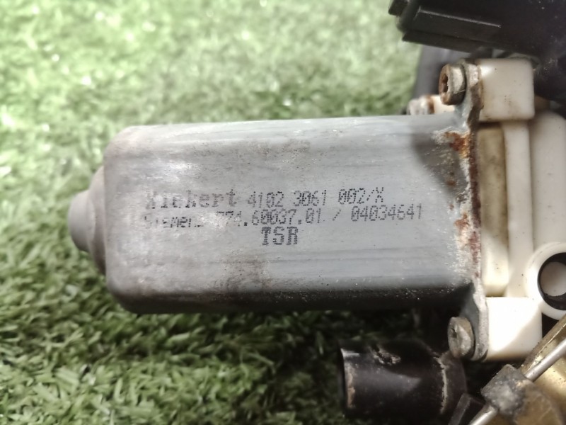 Recambio de cerradura puerta trasera derecha para bmw serie 7 (e65/e66) 6.0 cat referencia OEM IAM 8240586 7746003701 4102306100