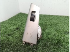 Recambio de mando elevalunas delantero derecho para toyota corolla (e12) 1.6 linea luna berlina referencia OEM IAM 8481002040 74 2