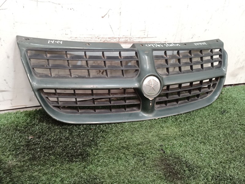 Recambio de rejilla delantera para chrysler stratus berlina (ja) referencia OEM IAM 4630742 4630742 4630742