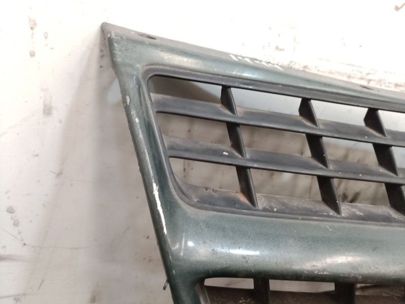 Recambio de rejilla delantera para chrysler stratus berlina (ja) referencia OEM IAM 4630742 4630742 4630742