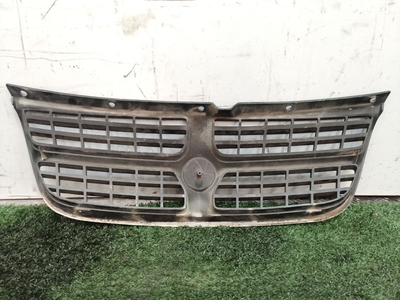 Recambio de rejilla delantera para chrysler stratus berlina (ja) referencia OEM IAM 4630742 4630742 4630742
