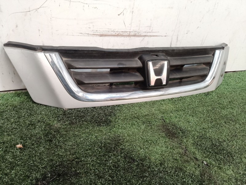 Recambio de rejilla delantera para honda cr-v (rd1/3) referencia OEM IAM 75101S100000 75101S100000 75101S100000