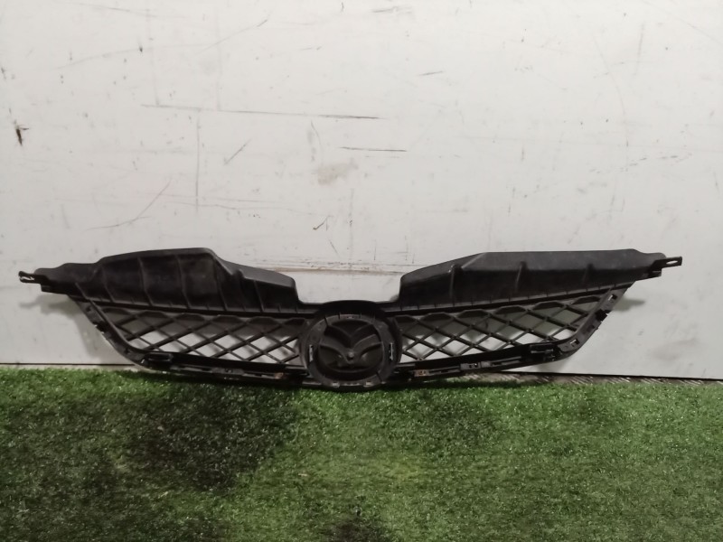 Recambio de rejilla delantera para mazda 5 berl. (cr) 2.0 crtd active (81kw) referencia OEM IAM C23550711 C23550711 C23550711