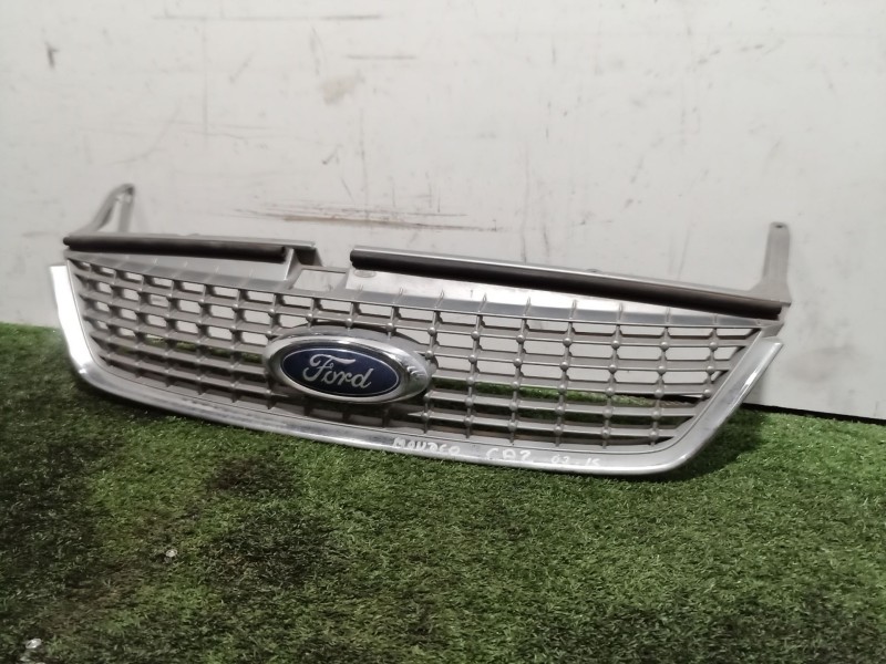 Recambio de rejilla delantera para ford mondeo ber. (ca2) referencia OEM IAM 7S718200A 7S718200A 7S718200D