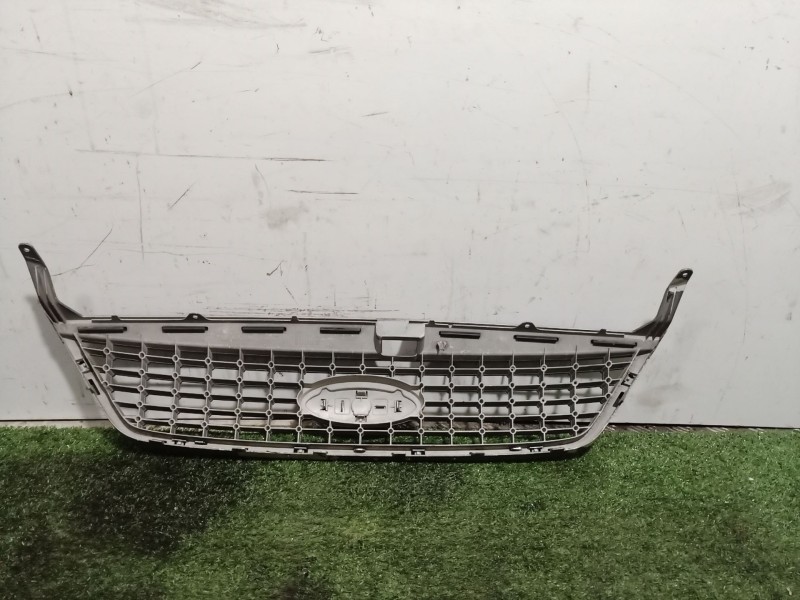 Recambio de rejilla delantera para ford mondeo ber. (ca2) referencia OEM IAM 7S718200A 7S718200A 7S718200D