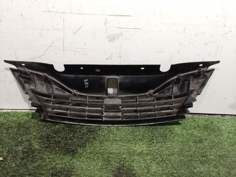 Recambio de rejilla delantera para renault laguna ii (bg0) authentique referencia OEM IAM 8200012581 8200012581 8200012581