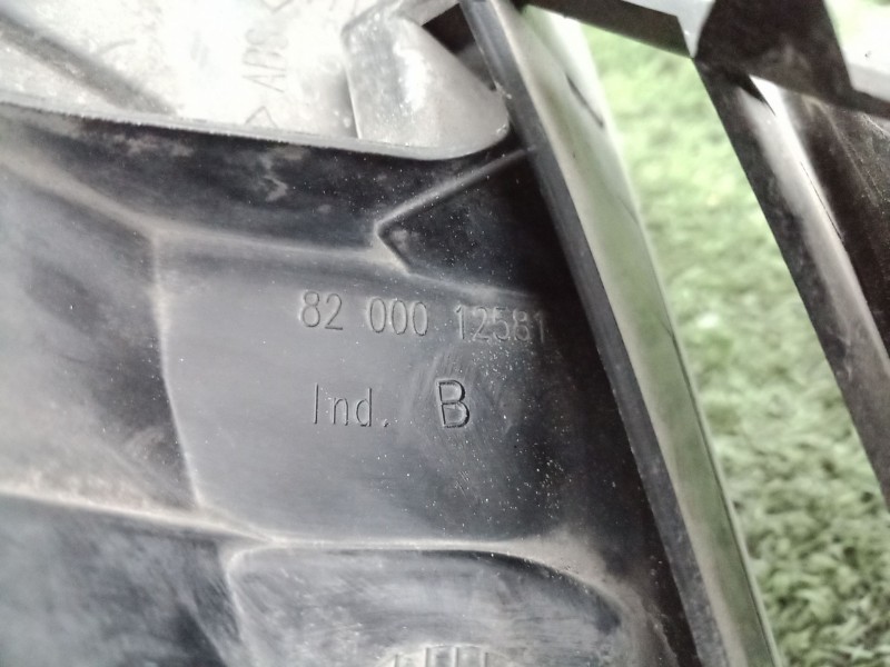 Recambio de rejilla delantera para renault laguna ii (bg0) authentique referencia OEM IAM 8200012581 8200012581 8200012581