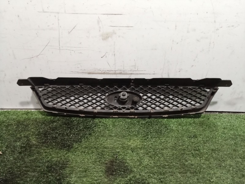 Recambio de rejilla delantera para ford focus berlina (cap) ambiente (d) referencia OEM IAM 4M518138 4M518200B 4M518200A