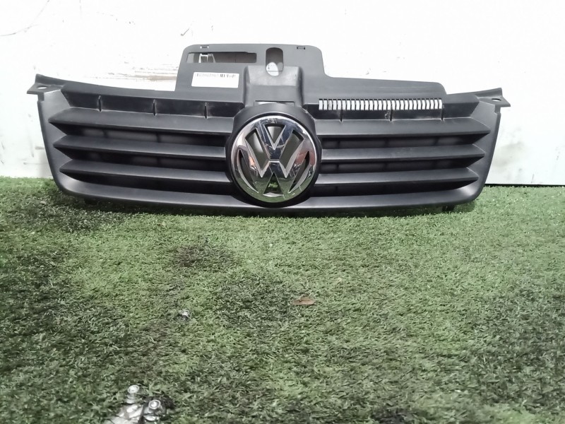 Recambio de rejilla delantera para volkswagen polo (9n1) highline referencia OEM IAM 6Q0853651C 1J5853601 1J5853601A