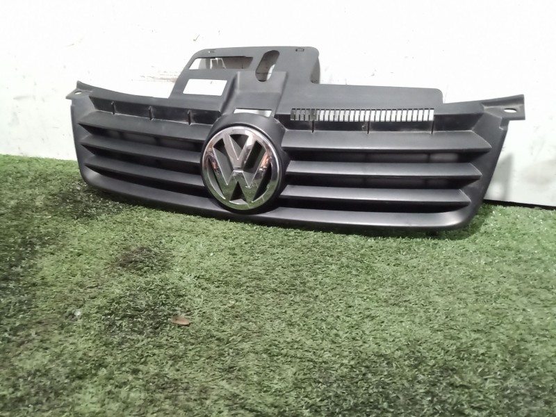 Recambio de rejilla delantera para volkswagen polo (9n1) highline referencia OEM IAM 6Q0853651C 1J5853601 1J5853601A