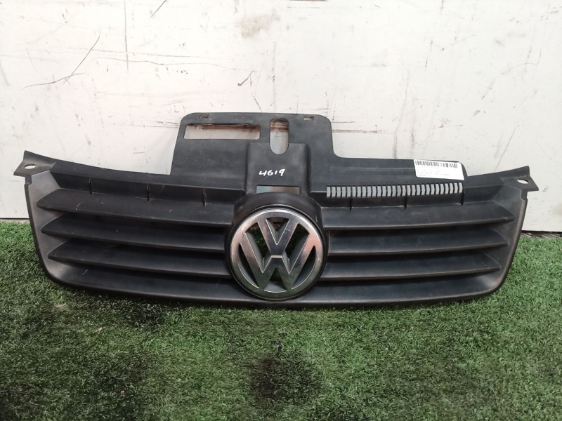 Recambio de rejilla delantera para volkswagen polo (9n1) conceptline referencia OEM IAM 6Q0853651 1J5853601 1J5853601A