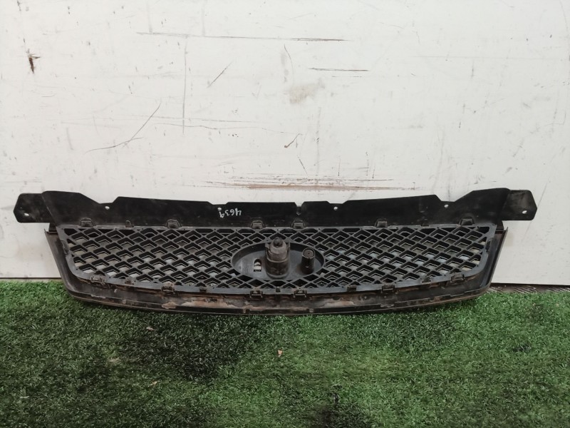 Recambio de rejilla delantera para ford focus berlina (cap) ambiente (d) referencia OEM IAM 4M518138AE 4M518200BU 4M518200AJ