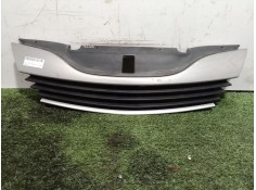 Recambio de rejilla delantera para renault laguna ii grandtour (kg0) dynamique referencia OEM IAM 8200012581 8200012581 82000125