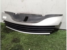 Recambio de rejilla delantera para renault laguna ii grandtour (kg0) dynamique referencia OEM IAM 8200012581 8200012581 82000125 2