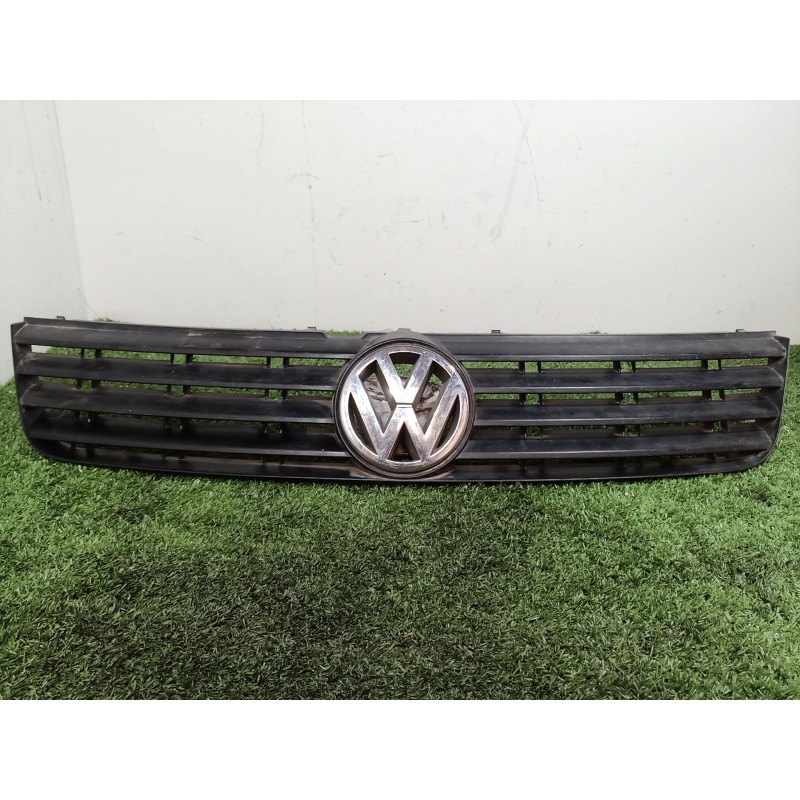 Recambio de rejilla delantera para volkswagen passat berlina (3b2) referencia OEM IAM 3B0853653C 3B0853653C 3B0853653