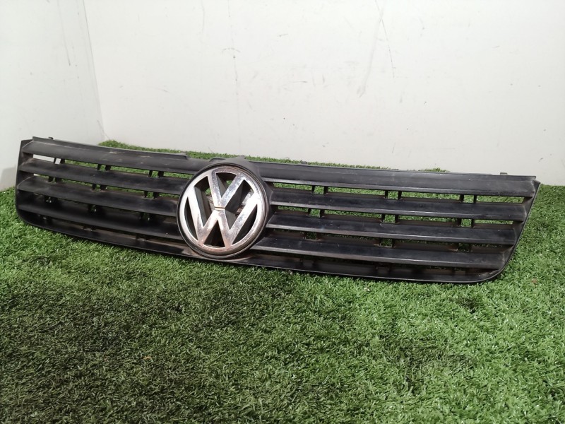 Recambio de rejilla delantera para volkswagen passat berlina (3b2) referencia OEM IAM 3B0853653C 3B0853653C 3B0853653