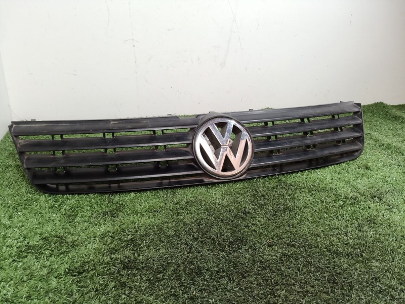 Recambio de rejilla delantera para volkswagen passat berlina (3b2) referencia OEM IAM 3B0853653C 3B0853653C 3B0853653