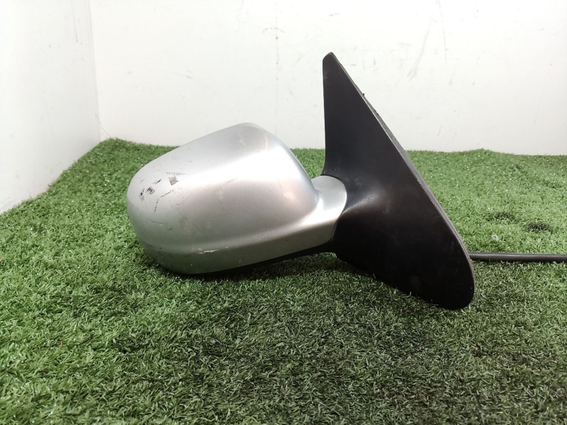 Recambio de retrovisor derecho para seat ibiza (6k1) referencia OEM IAM 221076 221076 6N0857934