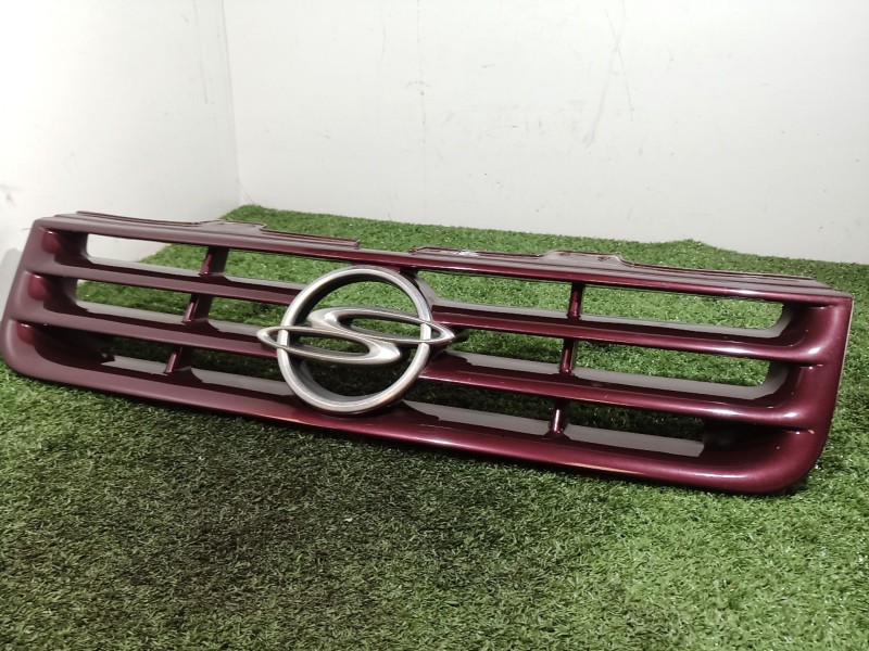 Recambio de rejilla delantera para ssangyong musso (fj) 2.9 d referencia OEM IAM   
