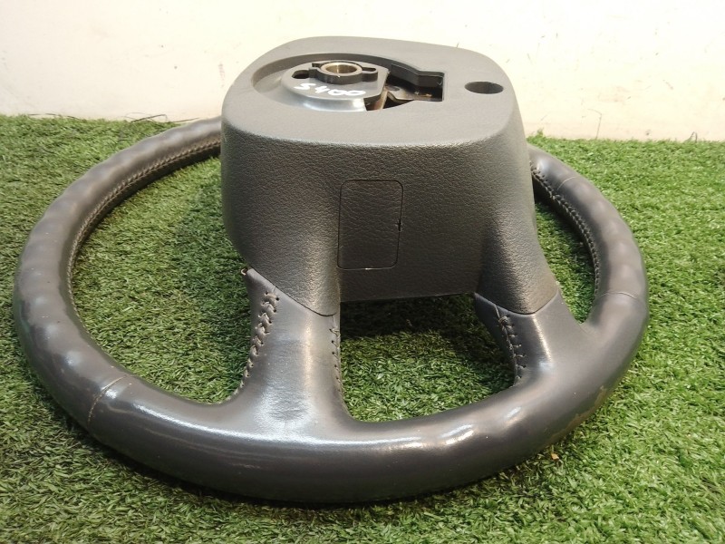 Recambio de volante para kia carens referencia OEM IAM OK2FB32980 OK2FB32980 OK2FB32980