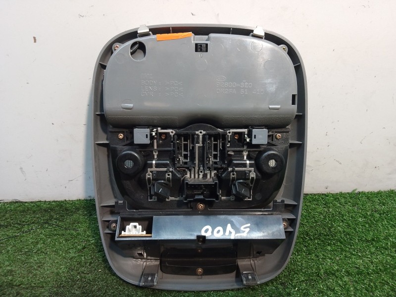 Recambio de luz interior para kia carens referencia OEM IAM 928003E0 928003E0 OK2FA51410