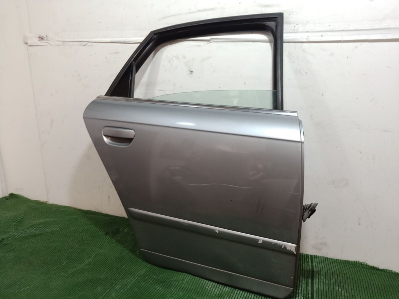 Recambio de puerta trasera derecha para audi a4 b7 (8ec) 2.0 tdi referencia OEM IAM   