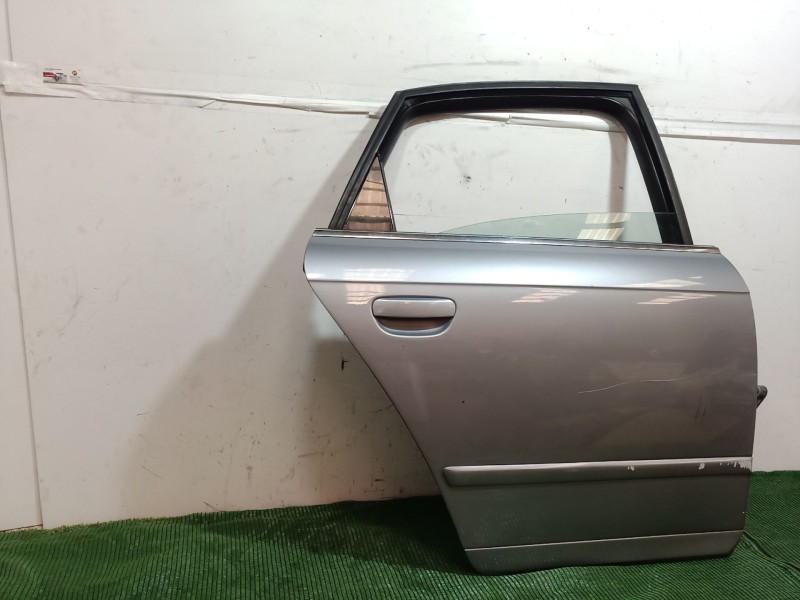 Recambio de puerta trasera derecha para audi a4 b7 (8ec) 2.0 tdi referencia OEM IAM   