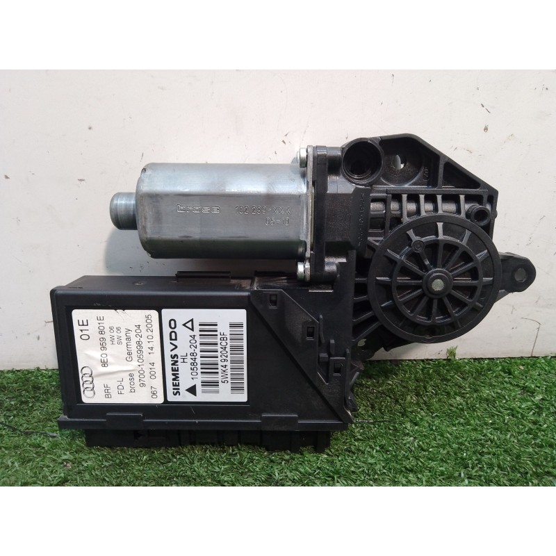 Recambio de motor elevalunas trasero izquierdo para audi a4 b7 (8ec) 2.0 tdi referencia OEM IAM 8E0959801E 5WK49204CBF 013082176