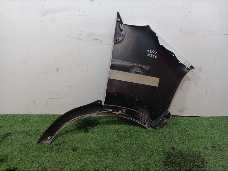 Recambio de aleta delantera izquierda para renault master ii phase 2 caja cerrada 2.5 diesel referencia OEM IAM   