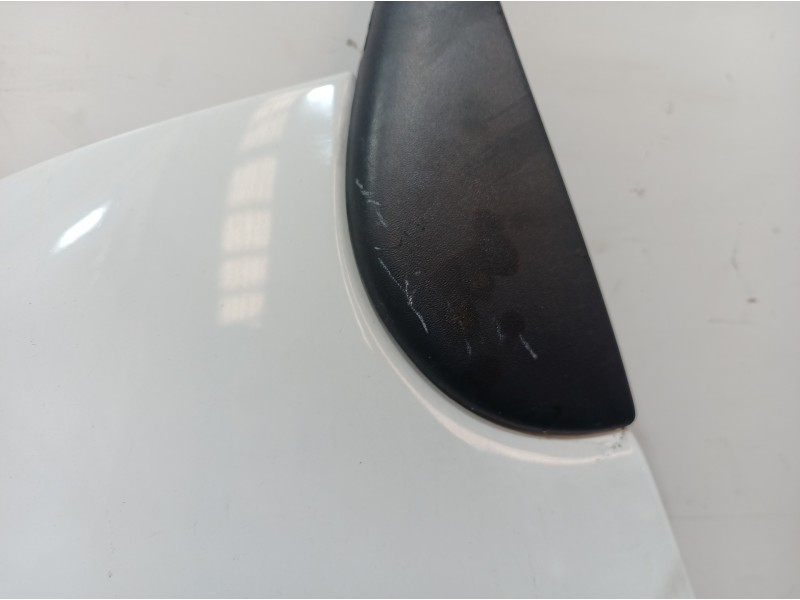 Recambio de aleta delantera izquierda para renault master ii phase 2 caja cerrada 2.5 diesel referencia OEM IAM   