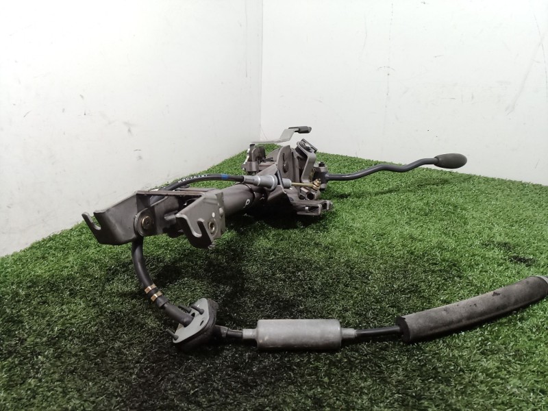 Recambio de columna direccion para kia carens referencia OEM IAM 0K2NC677B0 97RI000008 RLPD1040057