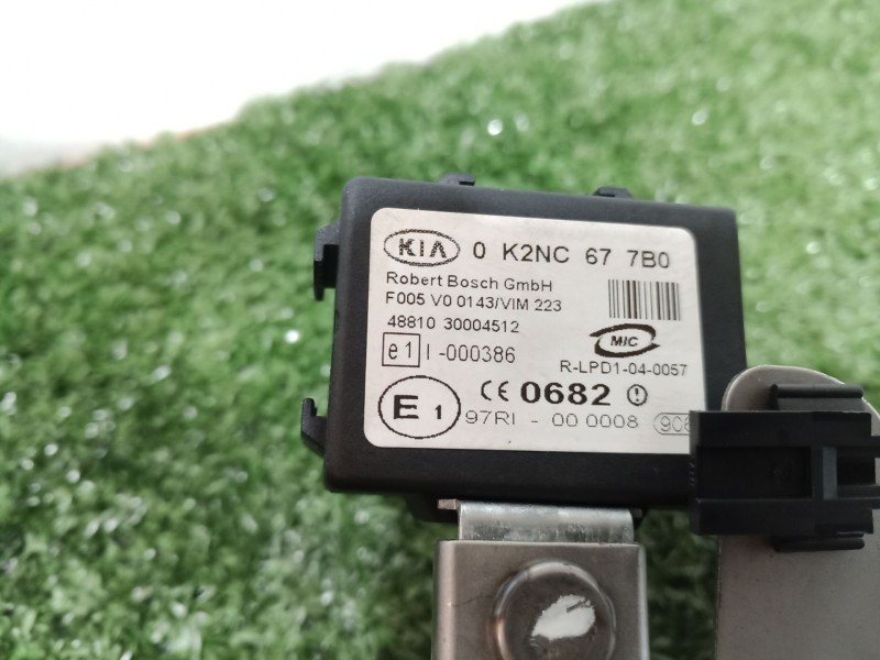 Recambio de columna direccion para kia carens referencia OEM IAM 0K2NC677B0 97RI000008 RLPD1040057