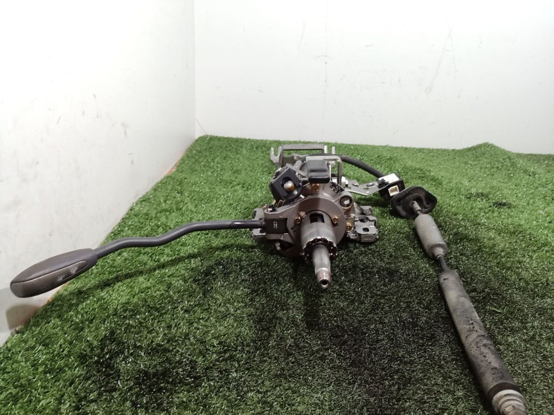 Recambio de columna direccion para kia carens referencia OEM IAM 0K2NC677B0 97RI000008 RLPD1040057
