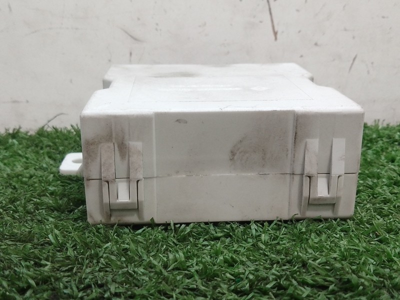 Recambio de modulo electronico para toyota avensis (_t25_) 2.2 d-4d (adt251_) referencia OEM IAM 150696 150696 150696