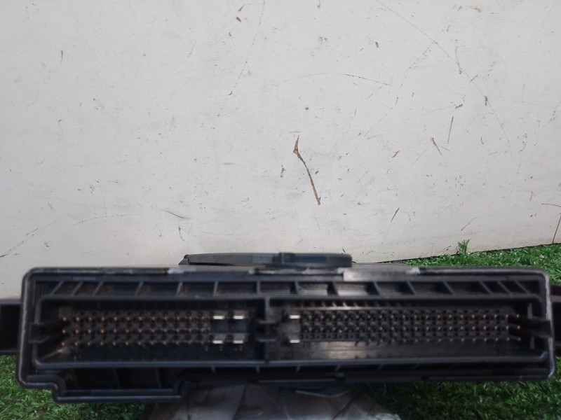 Recambio de centralita cierre para opel tigra twintop (x04) 1.3 cdti (r97) referencia OEM IAM 330518684 13111111YF 5WK48664D