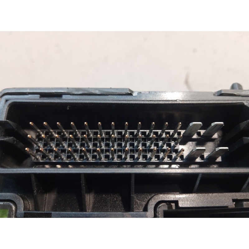 Recambio de centralita cierre para opel tigra twintop (x04) 1.3 cdti (r97) referencia OEM IAM 330518684 13111111YF 5WK48664D