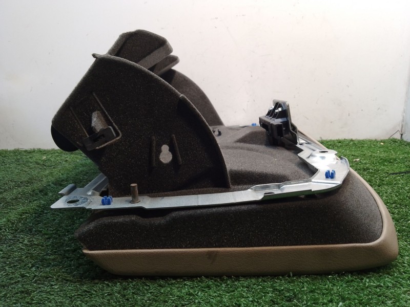 Recambio de guantera para jaguar s-type ii (x200) 3.0 v6 referencia OEM IAM XR835406050AH XR835406050AH XR835406015AB