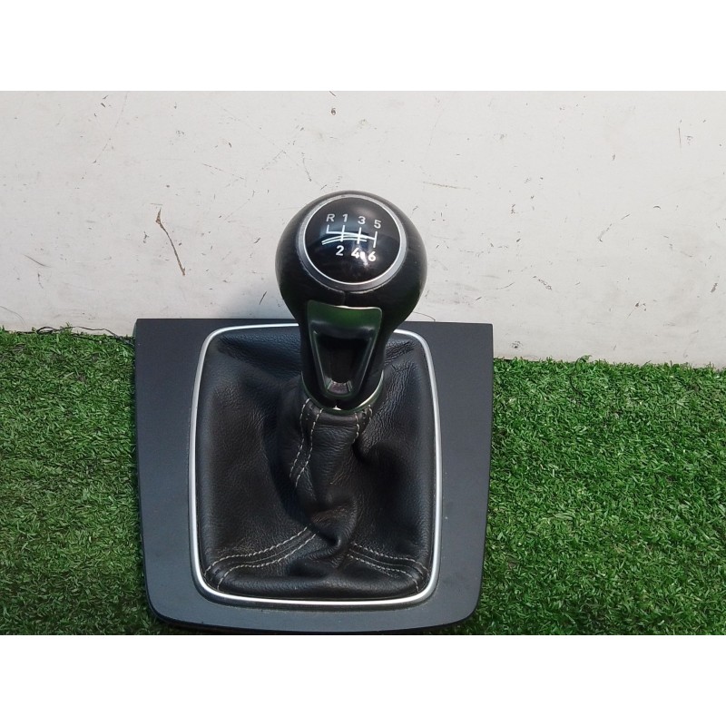 Recambio de pomo palanca cambio para audi a4 b7 (8ec) 2.0 tdi referencia OEM IAM 3R0711113AWKX 3R0711113AWKX 3R0711113AWKX