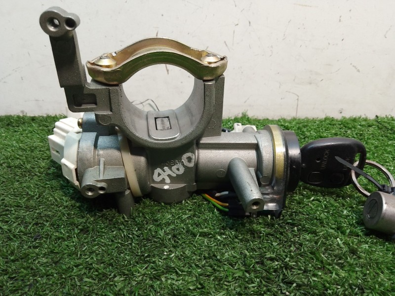 Recambio de conmutador de arranque para kia carens referencia OEM IAM 45261  