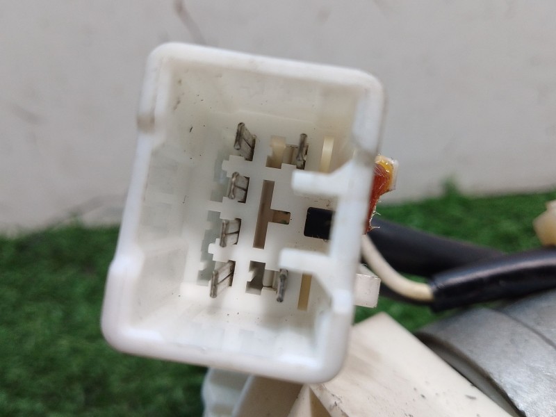 Recambio de conmutador de arranque para kia carens referencia OEM IAM 45261  