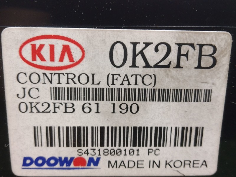 Recambio de mando calefaccion / aire acondicionado para kia carens referencia OEM IAM 0K2FB61190 0K2FB S431800101PC